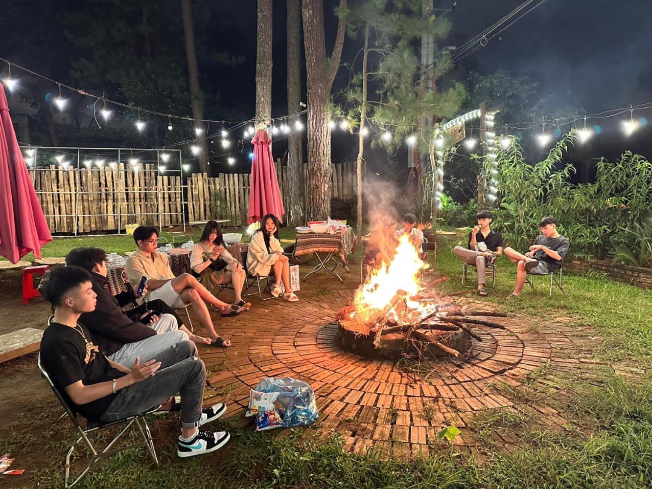 S'Nghe Homestay Mang Den Kon Von Kla Zewnętrze zdjęcie